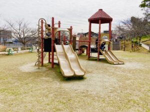 福岡県英中央公園児童公園遊具